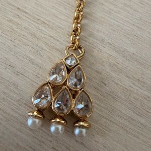 Elegant Gold and Pearl Tikka